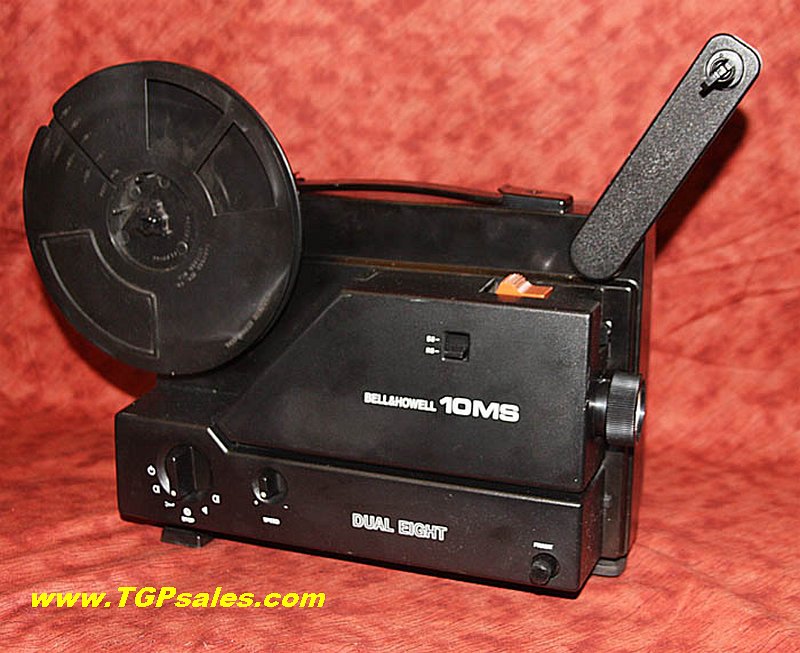 Bell & Howell dual 8 movie projector 10MS variable speed great for telecine film transfers