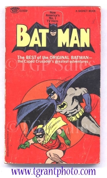 Batman paperback book - first printing March 1966