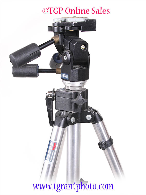 Manfrotto Bogen 3033 Tripod with 3039 SuperPro head TGP Sales a