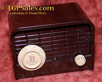 Blonder Tongue "all channel 99" UHF to VHF tube-type convertor, bakelite box circa 1958 vintage