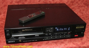 Sony Beta format VCR SL-S600 w. remote [TGP544]